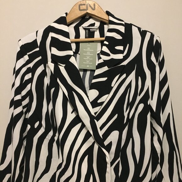 NWT Divided Long Snap Closure Shoulder Pad Zebra Print Blazer Jacket - Picture 4 of 16